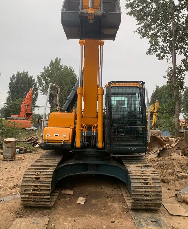 Hyundai R220-9S - Excavadora de cadenas: foto 2 Hyundai R220-9S - Excavadora de cadenas: foto 2