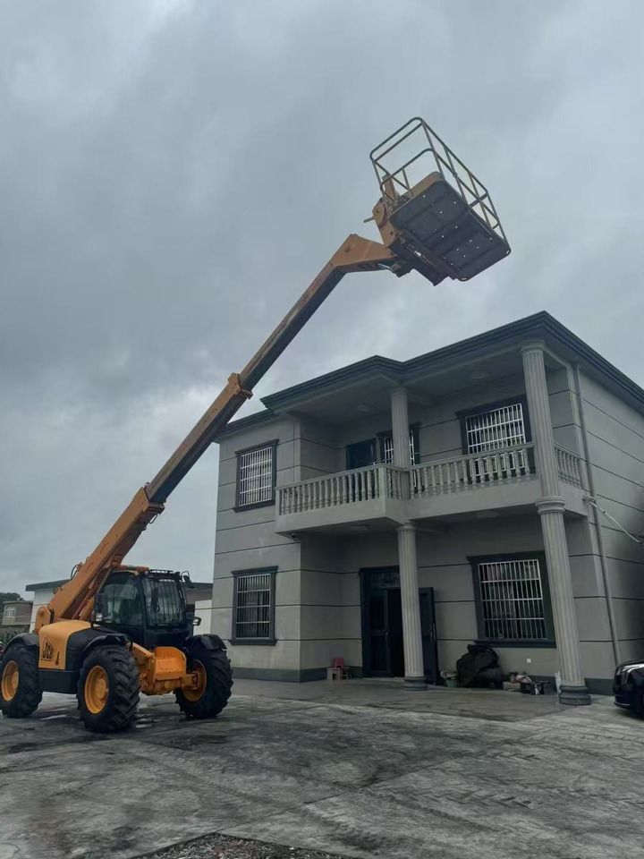 JCB 535-95 - Carretilla elevadora diésel: foto 4 JCB 535-95 - Carretilla elevadora diésel: foto 4