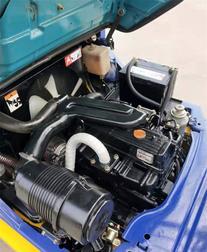 Komatsu FD30 - Carretilla elevadora diésel: foto 3 Komatsu FD30 - Carretilla elevadora diésel: foto 3