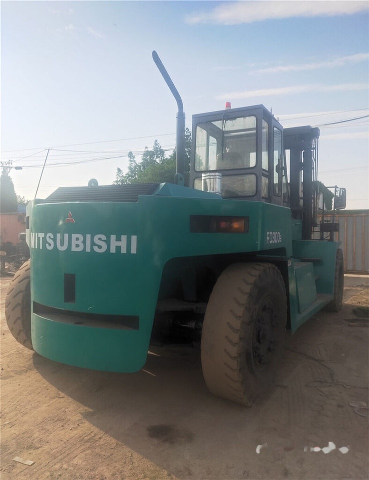 Carretilla elevadora diésel Mitsubishi FD300: foto 6