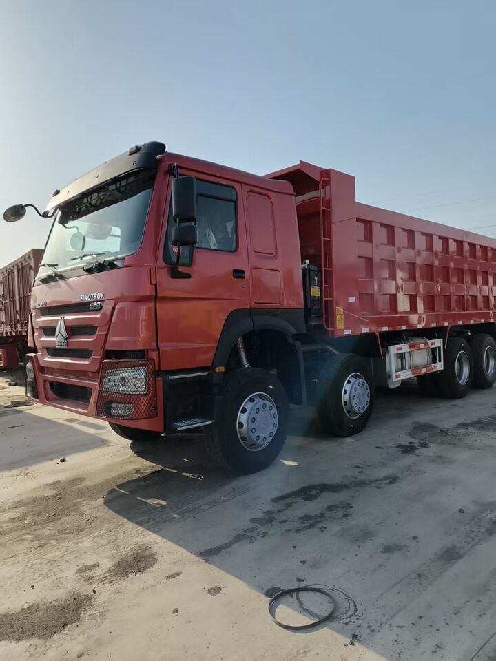 SINOTRUK Howo 8*4 420Hp dump truck - Volquete camión: foto 1 SINOTRUK Howo 8*4 420Hp dump truck - Volquete camión: foto 1