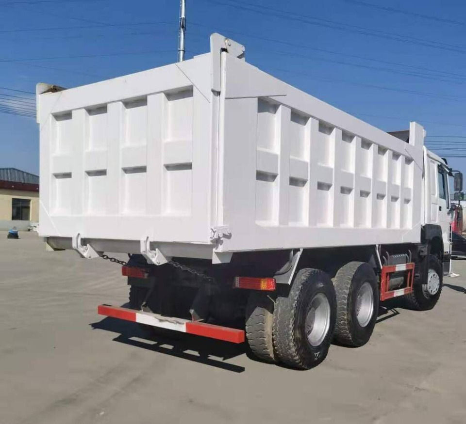 Sinotruk HOWO 6*4 Dump truck - Volquete camión: foto 4 Sinotruk HOWO 6*4 Dump truck - Volquete camión: foto 4
