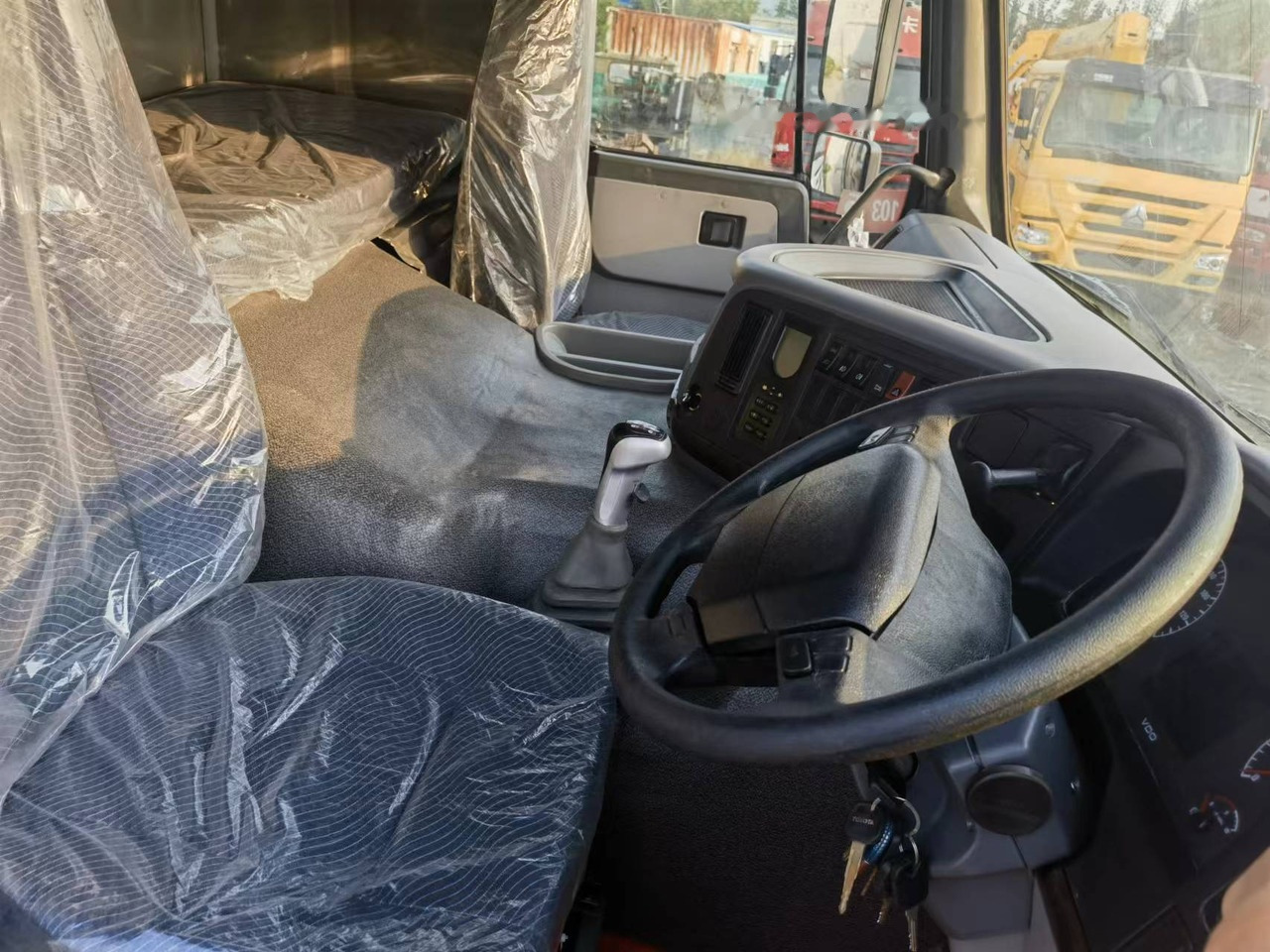 Volquete camión Sinotruk HOWO 6*4 Dump truck: foto 6