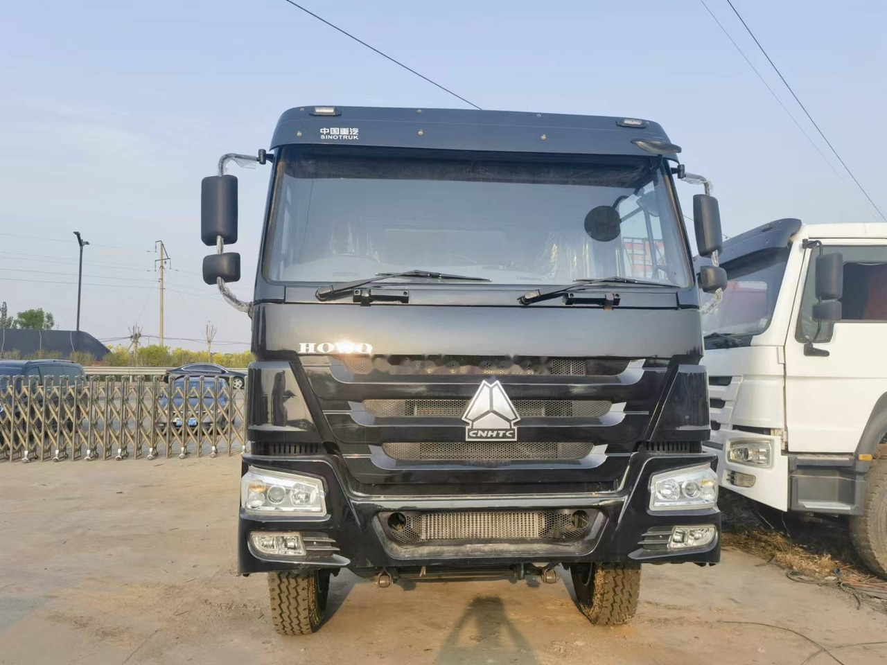Volquete camión Sinotruk HOWO 6*4 Dump truck: foto 8