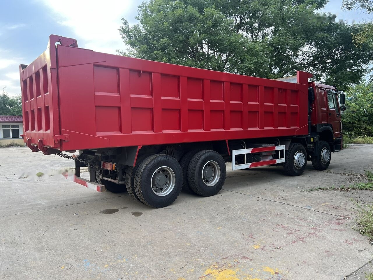 Sinotruk HOWO 8*4 Dump truck - Volquete camión: foto 2 Sinotruk HOWO 8*4 Dump truck - Volquete camión: foto 2