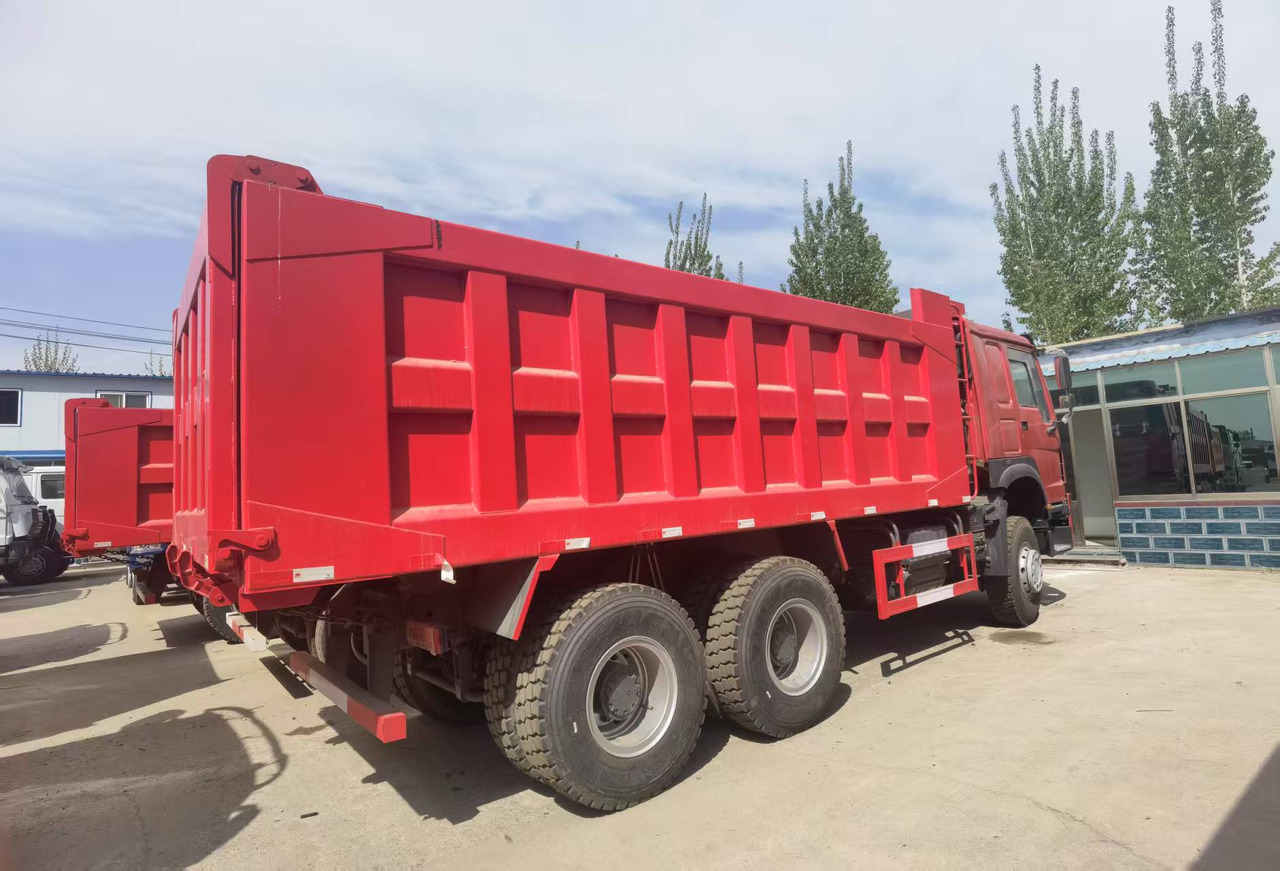 Sinotruk HOWO371Dump truck - Volquete camión: foto 5 Sinotruk HOWO371Dump truck - Volquete camión: foto 5