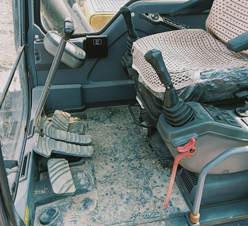 Excavadora de cadenas Volvo EC290D: foto 6
