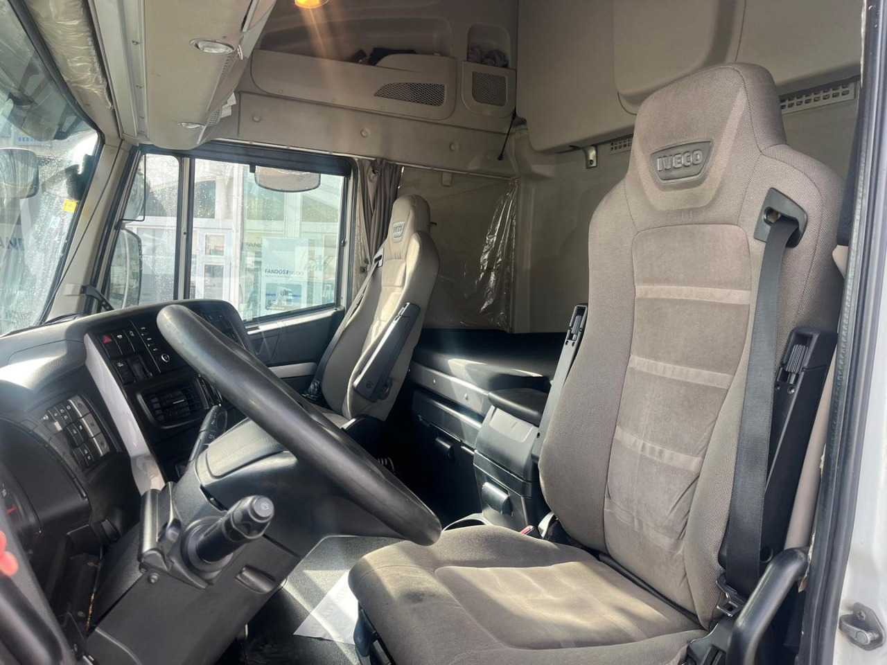 Cabeza tractora Cabeza Tractora IVECO 460 AUTOMATICO CON INTARDER: foto 8