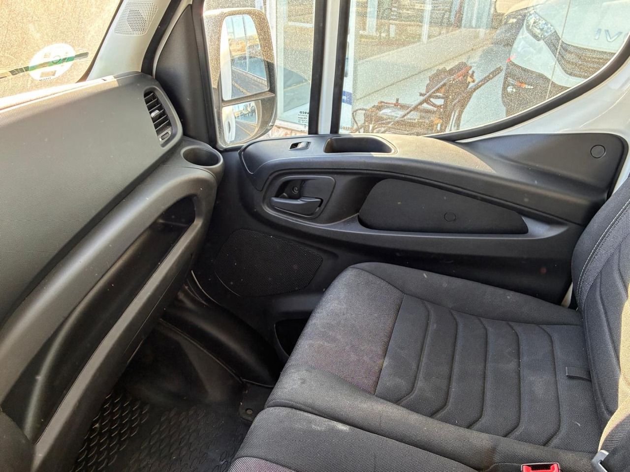 Frigorífico furgoneta Frigorífico IVECO 35C16 3.0 FRIGORIFICA: foto 12 Frigorífico furgoneta Frigorífico IVECO 35C16 3.0 FRIGORIFICA: foto 12