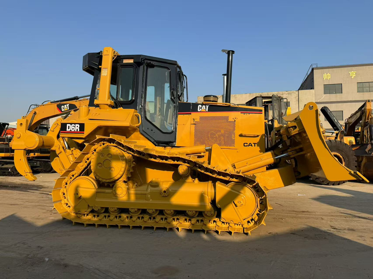 CAT D6R - Bulldozer: foto 4 CAT D6R - Bulldozer: foto 4
