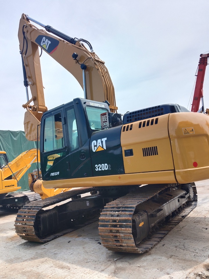 CATERPILLAR 320D2 L CAT 320D2L WITH C7.1 ENGINE - Excavadora de cadenas: foto 1 CATERPILLAR 320D2 L CAT 320D2L WITH C7.1 ENGINE - Excavadora de cadenas: foto 1