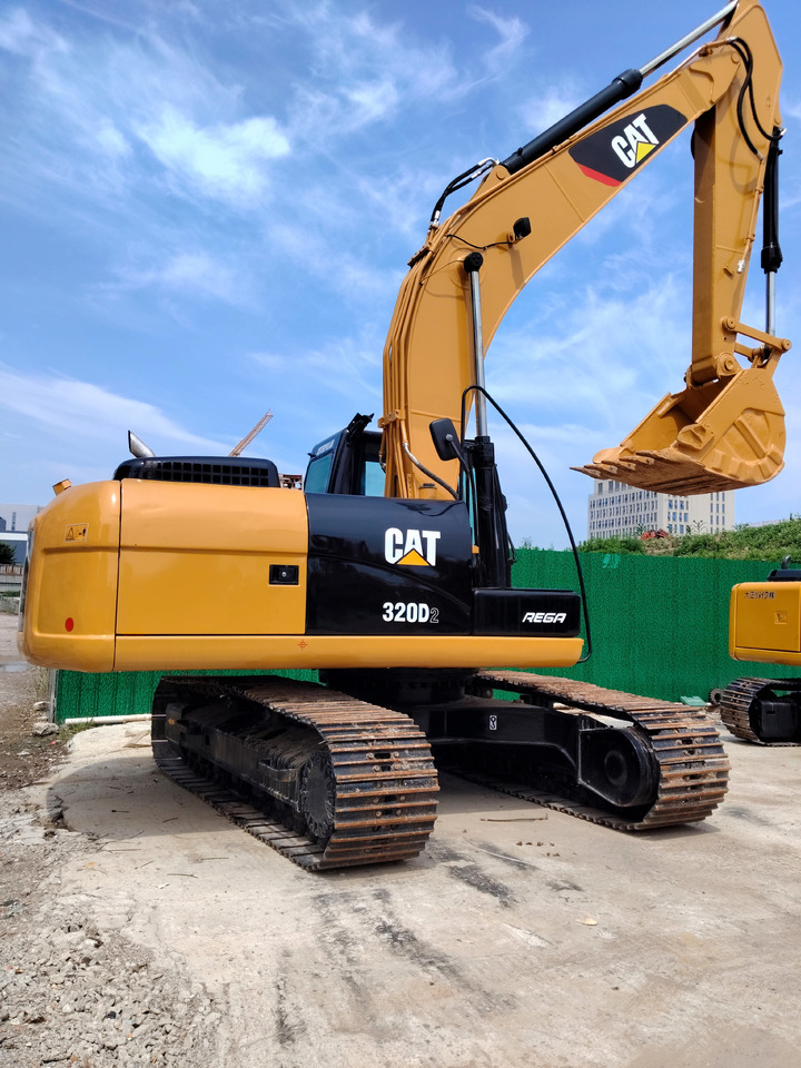 CATERPILLAR 320D2L CAT 320D 2 L WITH C7.1 ENGINE - Excavadora de cadenas: foto 1 CATERPILLAR 320D2L CAT 320D 2 L WITH C7.1 ENGINE - Excavadora de cadenas: foto 1