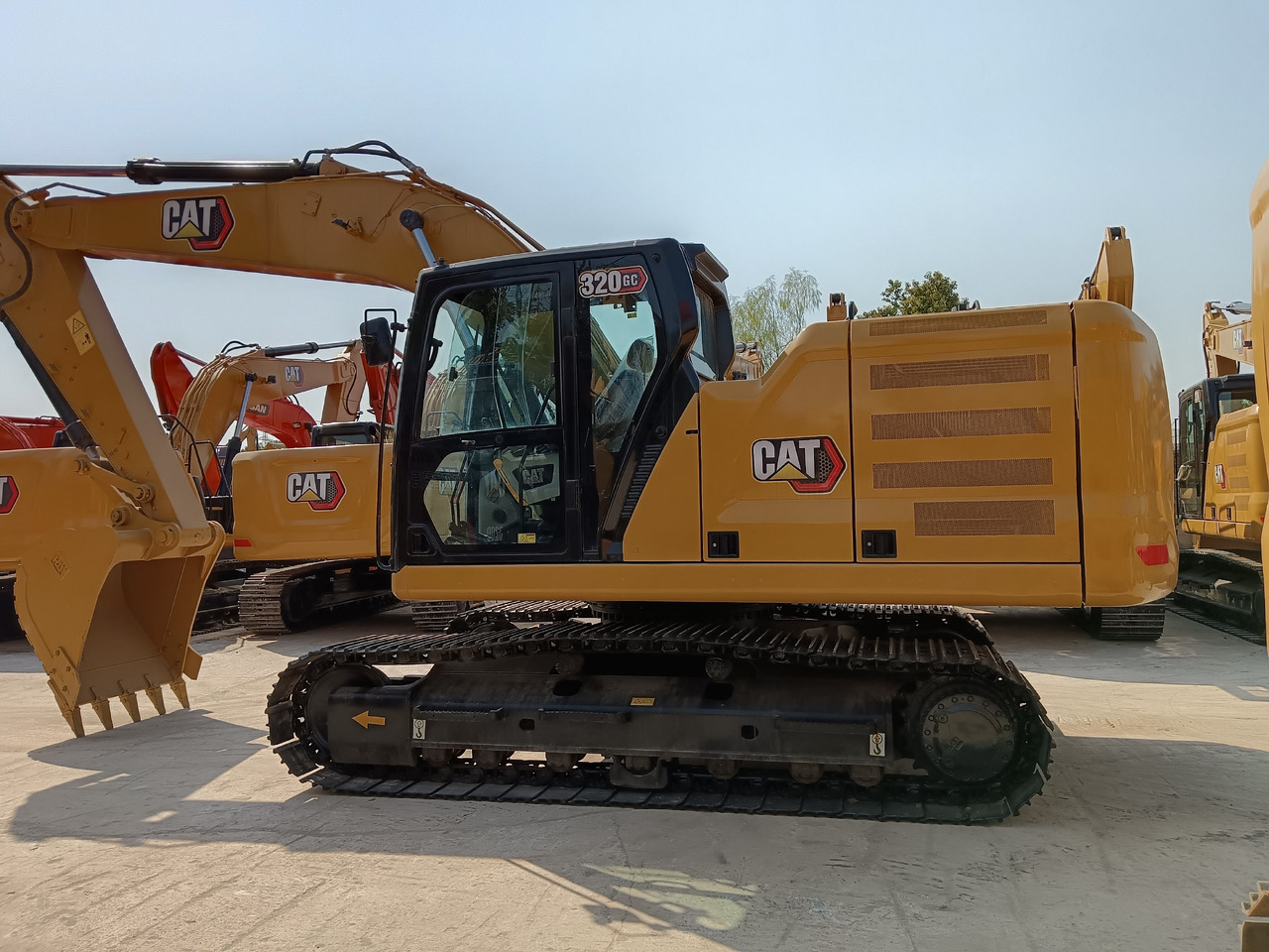 CATERPILLAR 320GC CAT 320 GC 336GC 323GC 330GC - Excavadora de cadenas: foto 2 CATERPILLAR 320GC CAT 320 GC 336GC 323GC 330GC - Excavadora de cadenas: foto 2