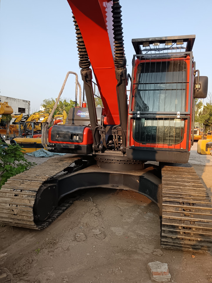 DOOSAN DX225LCA DX225 LC -9C - Excavadora de cadenas: foto 4 DOOSAN DX225LCA DX225 LC -9C - Excavadora de cadenas: foto 4