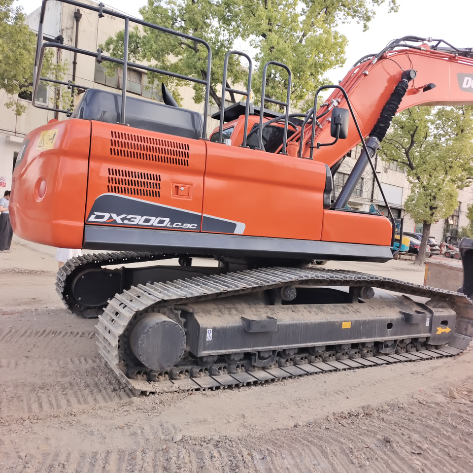DOOSAN DX300LC-9C DX300LCA - Excavadora de cadenas: foto 2 DOOSAN DX300LC-9C DX300LCA - Excavadora de cadenas: foto 2