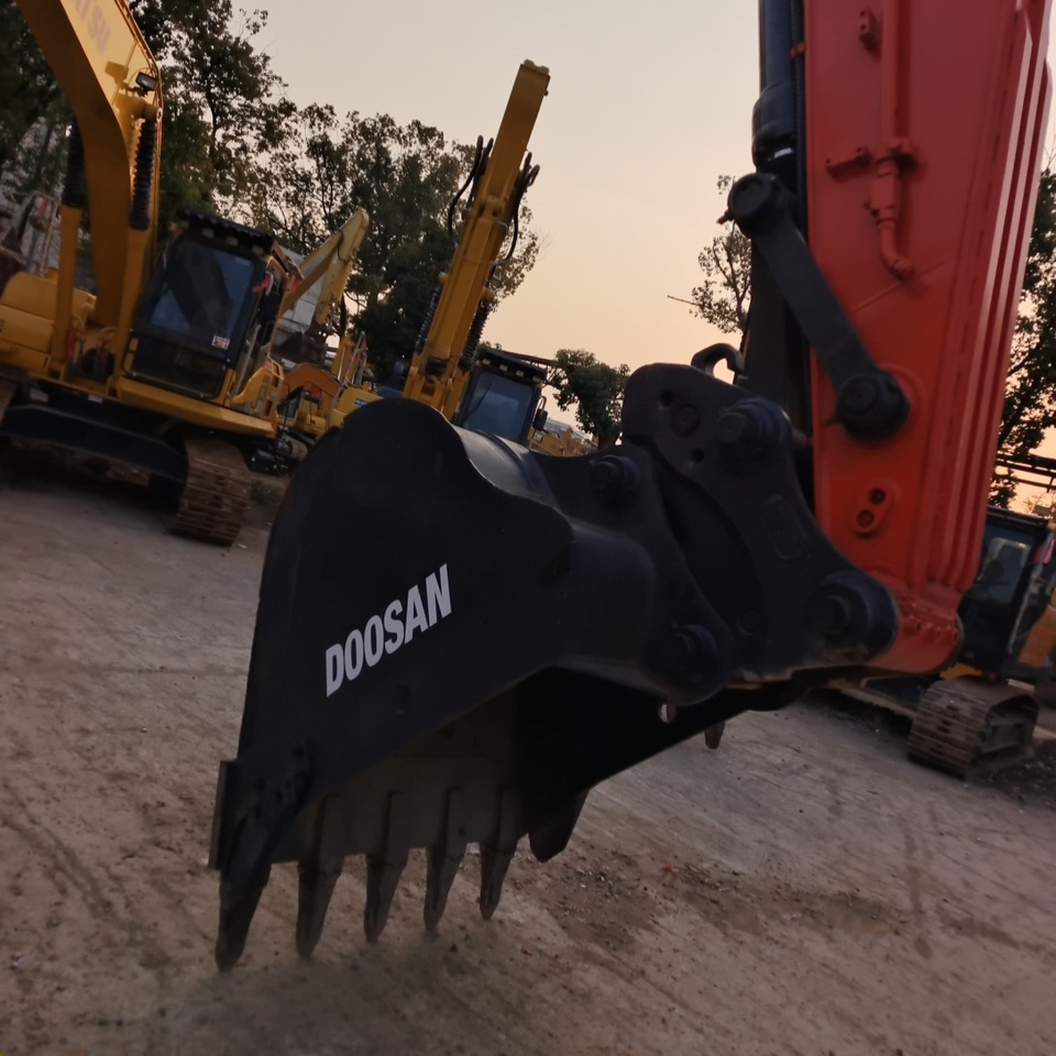 DOOSAN DX300LC-9C DX300LCA - Excavadora de cadenas: foto 4 DOOSAN DX300LC-9C DX300LCA - Excavadora de cadenas: foto 4