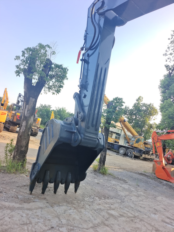 HYUNDAI 305 LC - 9 T 305LC-9S - Excavadora de cadenas: foto 4 HYUNDAI 305 LC - 9 T 305LC-9S - Excavadora de cadenas: foto 4