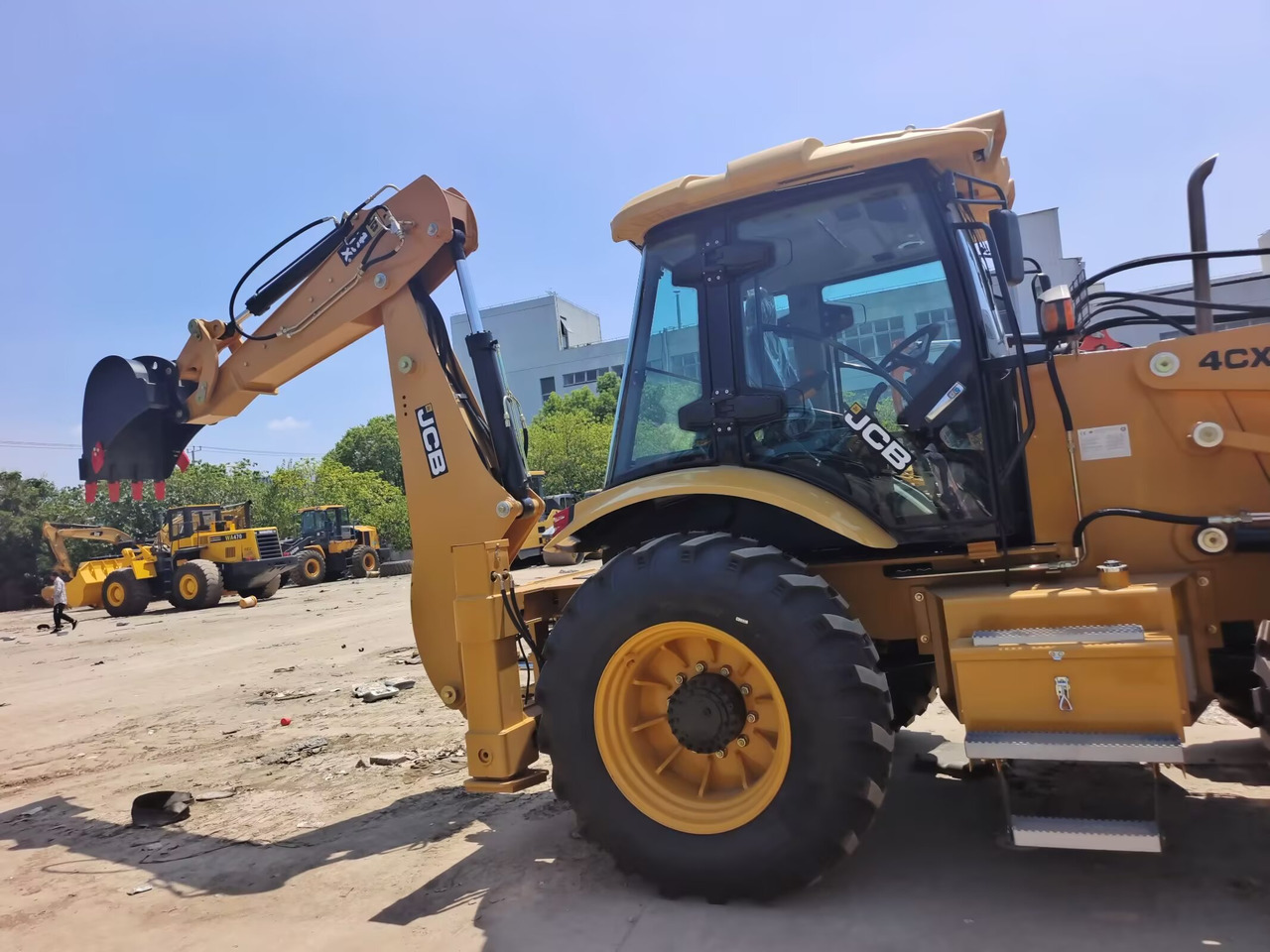JCB 4CX 4*4 DRIVE BRAND NEW - Retroexcavadora: foto 5 JCB 4CX 4*4 DRIVE BRAND NEW - Retroexcavadora: foto 5