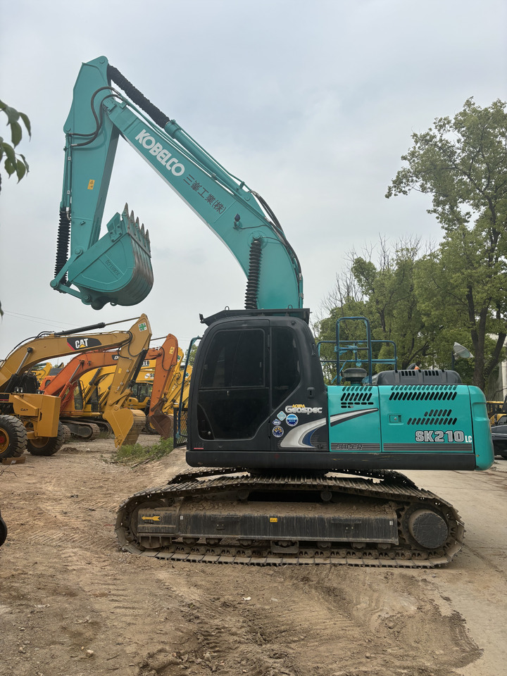 Excavadora de cadenas KOBELCO SK210LC-8: foto 1