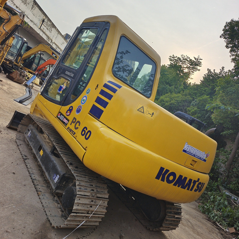 KOMATSU PC 60 - Miniexcavadora: foto 5 KOMATSU PC 60 - Miniexcavadora: foto 5