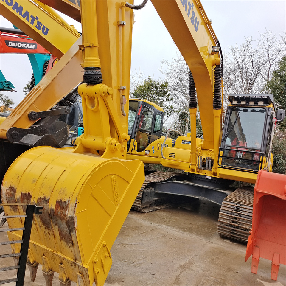 KOMATSU PC210LC-8 Komatsu PC210-8 - Excavadora de cadenas: foto 3 KOMATSU PC210LC-8 Komatsu PC210-8 - Excavadora de cadenas: foto 3