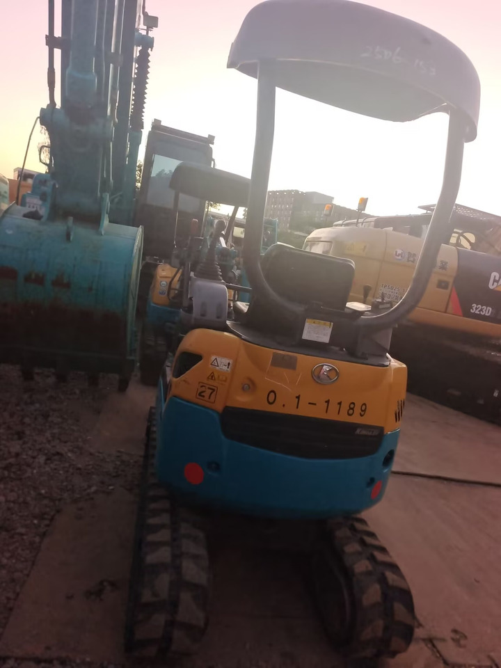 KUBOTA U17 - Miniexcavadora: foto 4 KUBOTA U17 - Miniexcavadora: foto 4