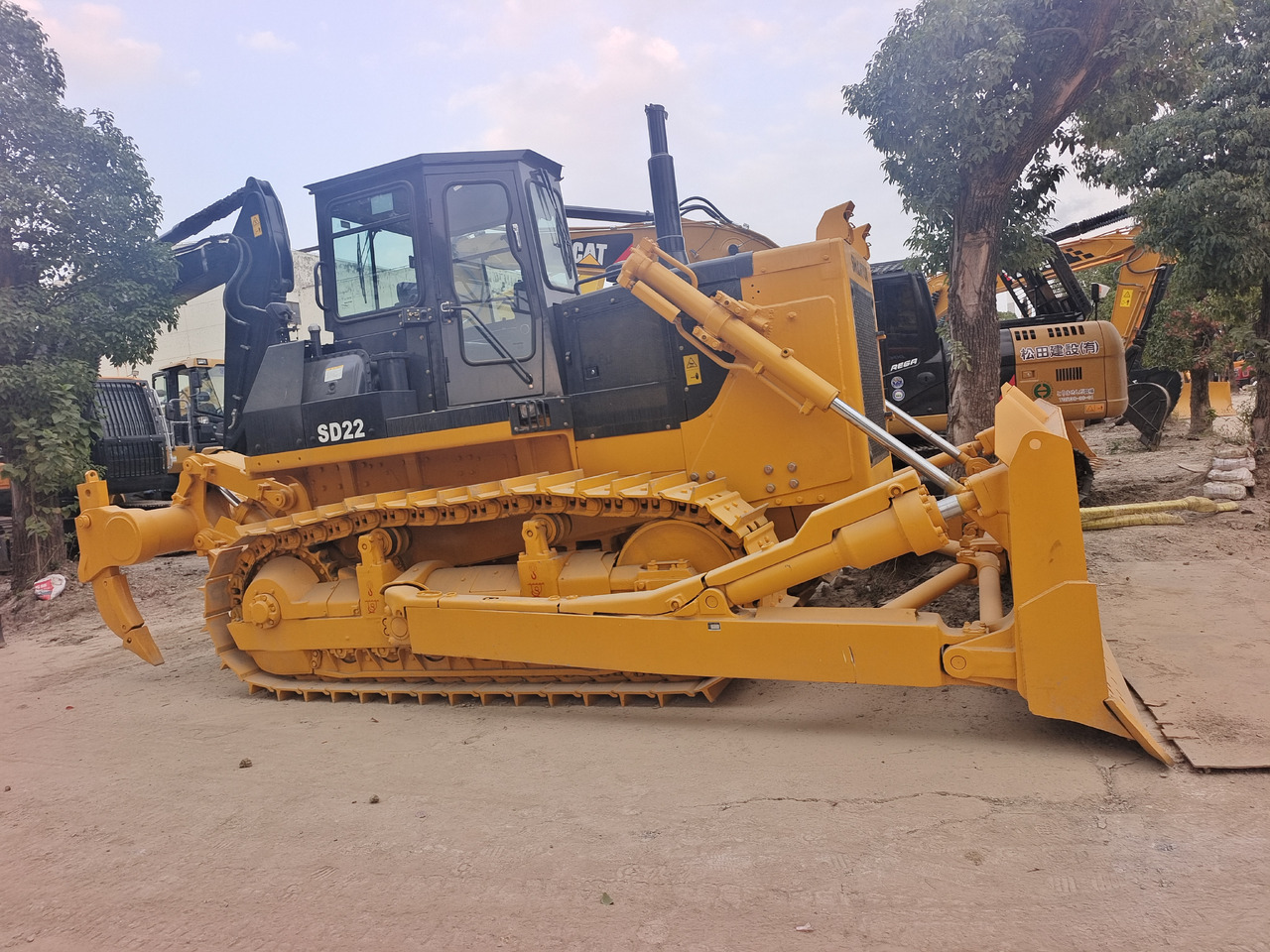 Bulldozer SHANTUI SD22 SD22F SD32: foto 15 Bulldozer SHANTUI SD22 SD22F SD32: foto 15