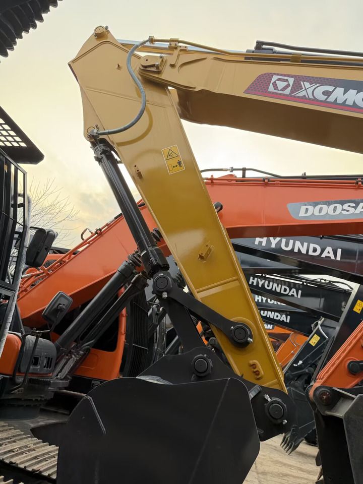 XCMG XE215GA BRAND NEW 27-year anniversary sale - Excavadora de cadenas: foto 3 XCMG XE215GA BRAND NEW 27-year anniversary sale - Excavadora de cadenas: foto 3