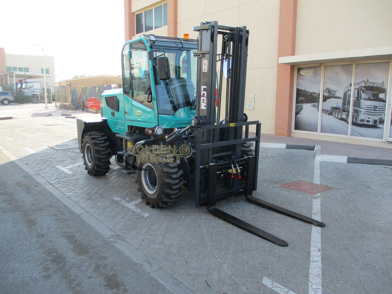 LGCM LG35R Rough Terrain Forklift - Carretilla elevadora diésel: foto 1 LGCM LG35R Rough Terrain Forklift - Carretilla elevadora diésel: foto 1