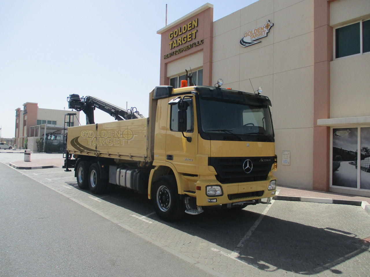 MERCEDES-BENZ ACTROS 2644 6×4 with ATLAS 165.2 Block Crane - Camión grúa: foto 1 MERCEDES-BENZ ACTROS 2644 6×4 with ATLAS 165.2 Block Crane - Camión grúa: foto 1