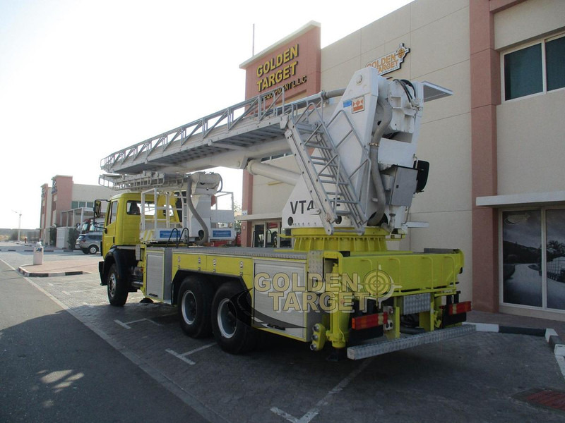 Mercedes-Benz 2638 - Camión con plataforma elevadora: foto 4 Mercedes-Benz 2638 - Camión con plataforma elevadora: foto 4