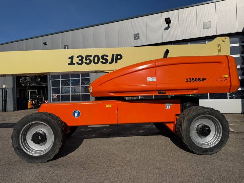 JLG 1350 SJP 4x4x4 DIESEL - Plataforma telescopica: foto 2 JLG 1350 SJP 4x4x4 DIESEL - Plataforma telescopica: foto 2