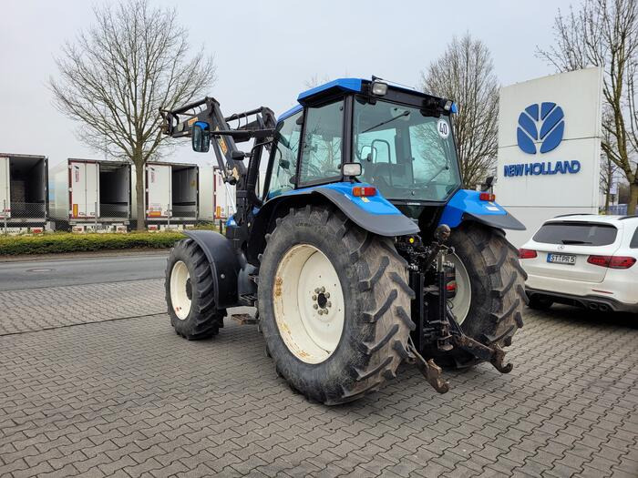 New Holland TS 115 - Tractor: foto 3 New Holland TS 115 - Tractor: foto 3