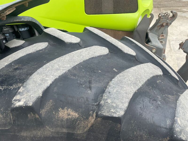 Tractor viñedo/ Frutero Claas ARION 640 Arion 640 - 50 KM - Front pto - Cebis - Fronthef - Lucht: foto 16 Tractor viñedo/ Frutero Claas ARION 640 Arion 640 - 50 KM - Front pto - Cebis - Fronthef - Lucht: foto 16