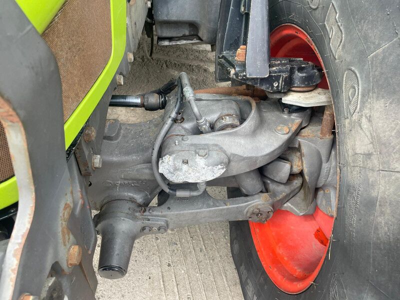 Tractor viñedo/ Frutero Claas ARION 640 Arion 640 - 50 KM - Front pto - Cebis - Fronthef - Lucht: foto 13 Tractor viñedo/ Frutero Claas ARION 640 Arion 640 - 50 KM - Front pto - Cebis - Fronthef - Lucht: foto 13