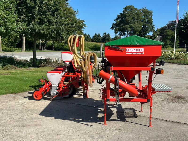 Gaspardo Gaspardo Zaai combinatie Maiszaaier Fronttank Zaaimachine - Maquinaria de siembra: foto 2 Gaspardo Gaspardo Zaai combinatie Maiszaaier Fronttank Zaaimachine - Maquinaria de siembra: foto 2