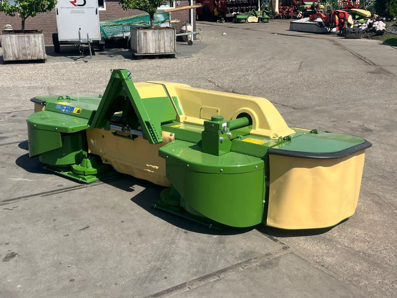 Krone NIEUW! Easy Cut F 320 G2 NIEUW FRONTMAAIER - Segadora: foto 4 Krone NIEUW! Easy Cut F 320 G2 NIEUW FRONTMAAIER - Segadora: foto 4