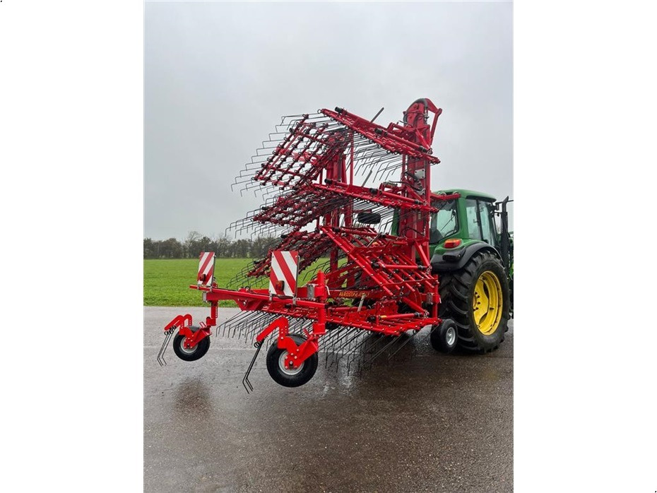 Einböck
Aerostar-Exact 1200 - Grada de púas: foto 1 Einböck
Aerostar-Exact 1200 - Grada de púas: foto 1