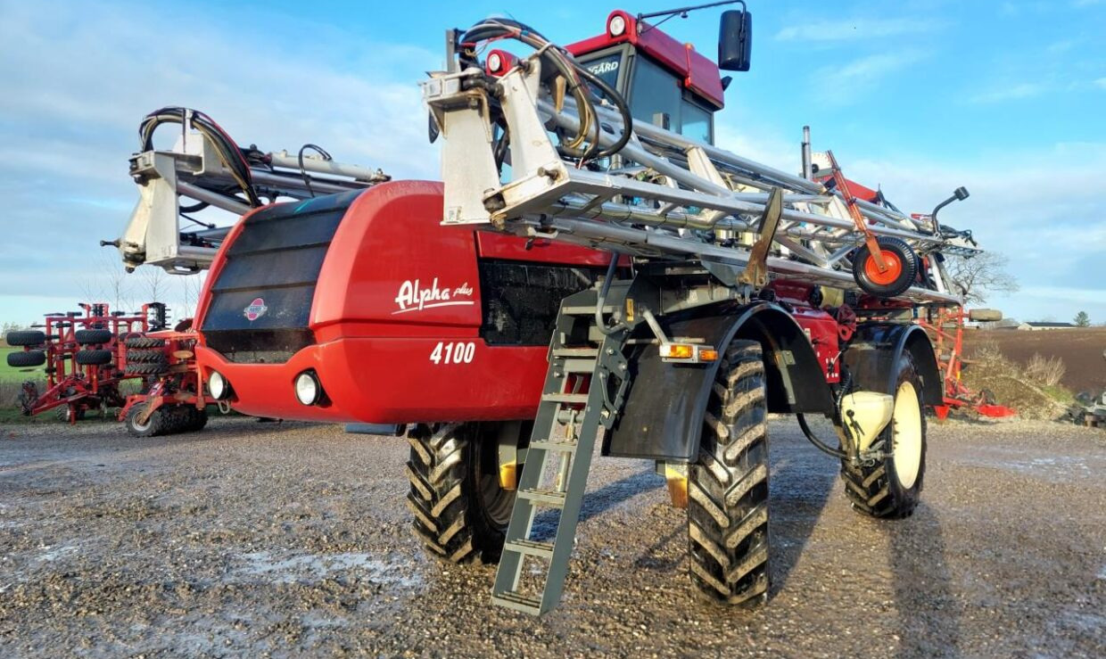 Hardi Alpha Plus 4100 - 36m med GPS - Pulverizador autopropulsado: foto 3 Hardi Alpha Plus 4100 - 36m med GPS - Pulverizador autopropulsado: foto 3