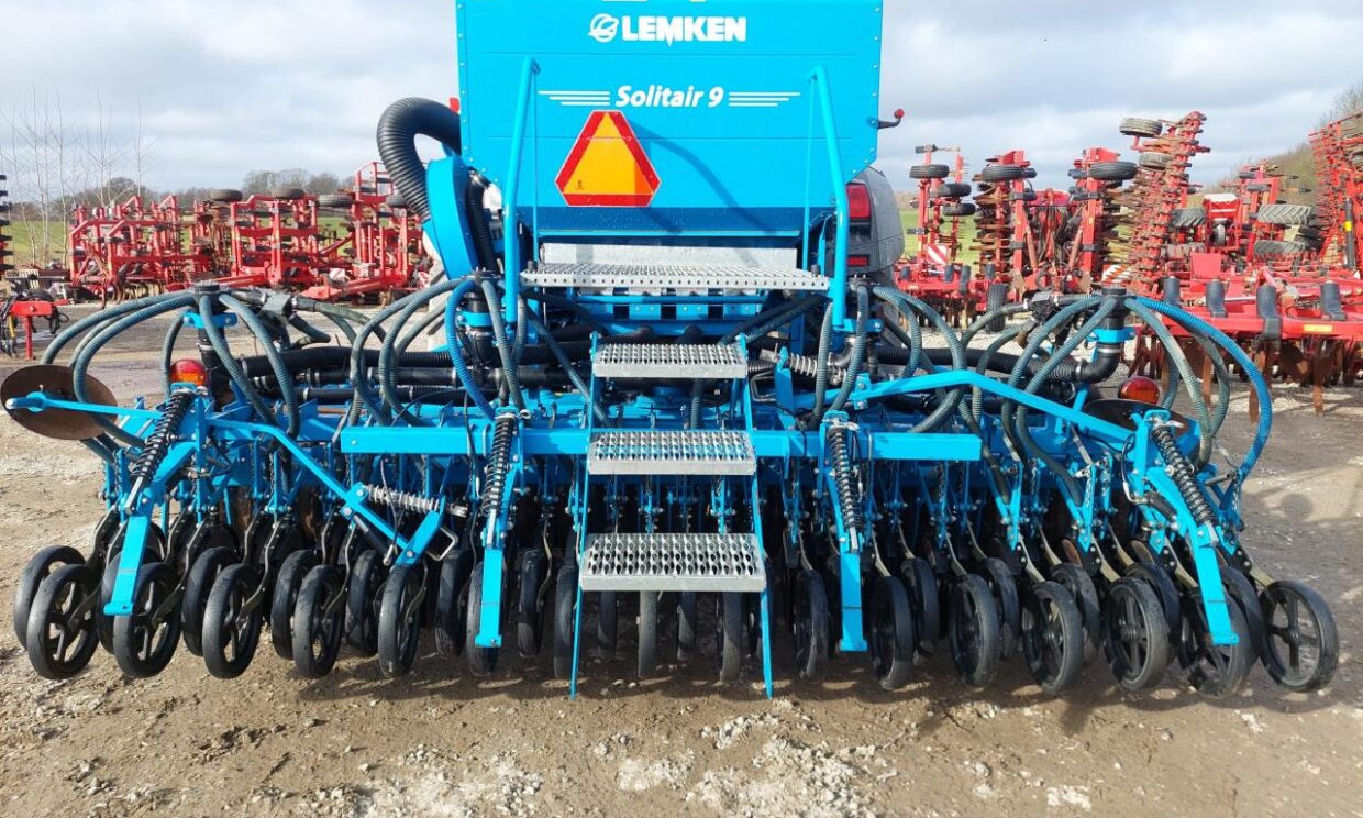Lemken Zirkon 10/400 - Solitair 9-400 - Combinado de siembra: foto 3 Lemken Zirkon 10/400 - Solitair 9-400 - Combinado de siembra: foto 3