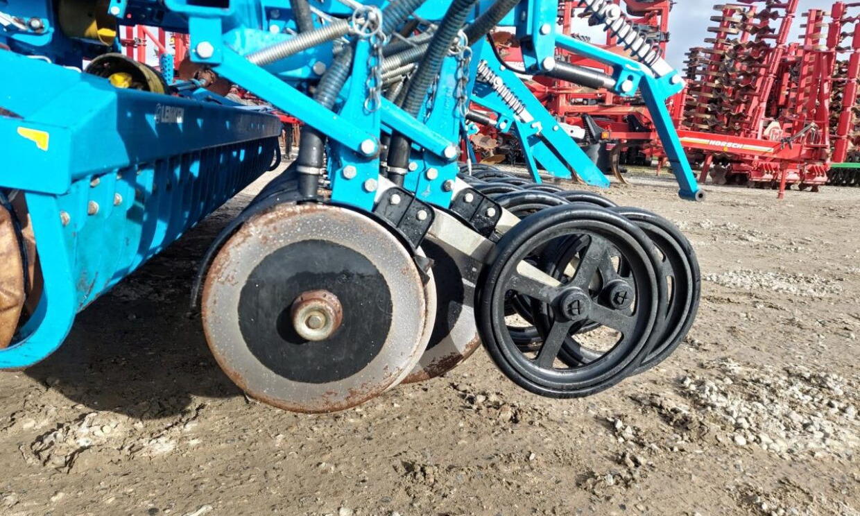 Lemken Zirkon 10/400 - Solitair 9-400 - Combinado de siembra: foto 5 Lemken Zirkon 10/400 - Solitair 9-400 - Combinado de siembra: foto 5
