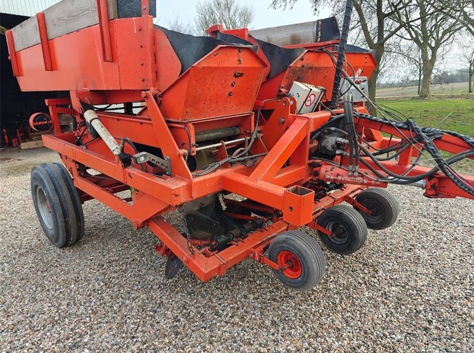 Structural 3 rækket - Plantadora de patatas: foto 1 Structural 3 rækket - Plantadora de patatas: foto 1