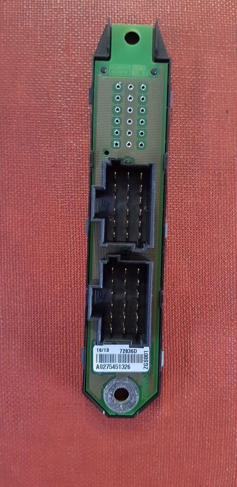 Knorr-Bremse 0 486 106 133 Mercedes-Benz ACTROS MB4 - Unidad de control para Camión: foto 3 Knorr-Bremse 0 486 106 133 Mercedes-Benz ACTROS MB4 - Unidad de control para Camión: foto 3