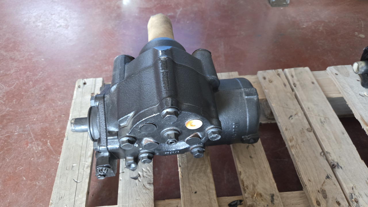 MERCEDES-BENZ POWER STEERING ACTROS MP3 - Volante: foto 2 MERCEDES-BENZ POWER STEERING ACTROS MP3 - Volante: foto 2