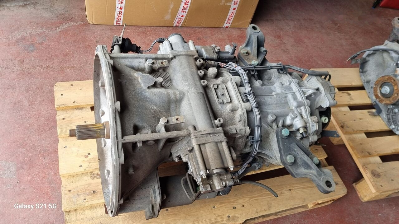 Mercedes-Benz G131-9 ATEGO 715570001158949 Mercedes-Benz ATEGO 2 - Caja de cambios para Camión: foto 2 Mercedes-Benz G131-9 ATEGO 715570001158949 Mercedes-Benz ATEGO 2 - Caja de cambios para Camión: foto 2