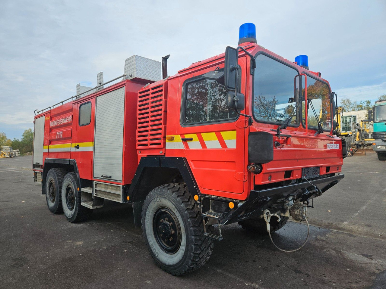 MAN KAT 6x6 Tanklöschfahrzeug - Cisterna camión: foto 2 MAN KAT 6x6 Tanklöschfahrzeug - Cisterna camión: foto 2