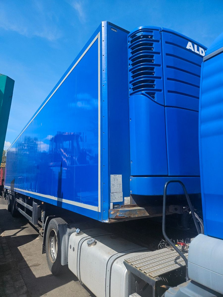 Schmitz Cargobull Kühlkoffer mit Ladebordwand - Frigorífico semirremolque: foto 1 Schmitz Cargobull Kühlkoffer mit Ladebordwand - Frigorífico semirremolque: foto 1
