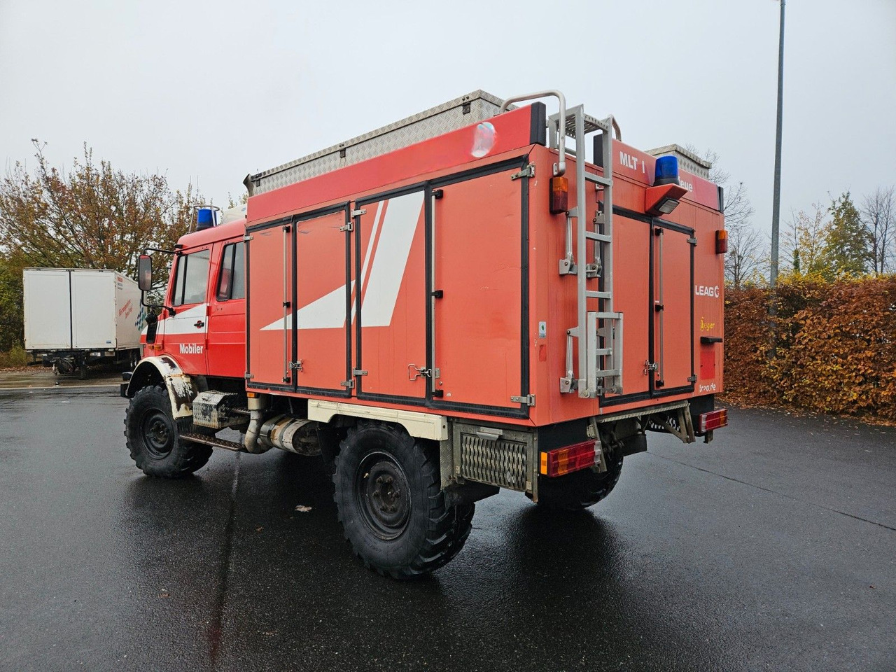 Unimog U4000 4x4 DOKA Tanklöschfahrzeug Feuerwehr - Cisterna camión: foto 4 Unimog U4000 4x4 DOKA Tanklöschfahrzeug Feuerwehr - Cisterna camión: foto 4
