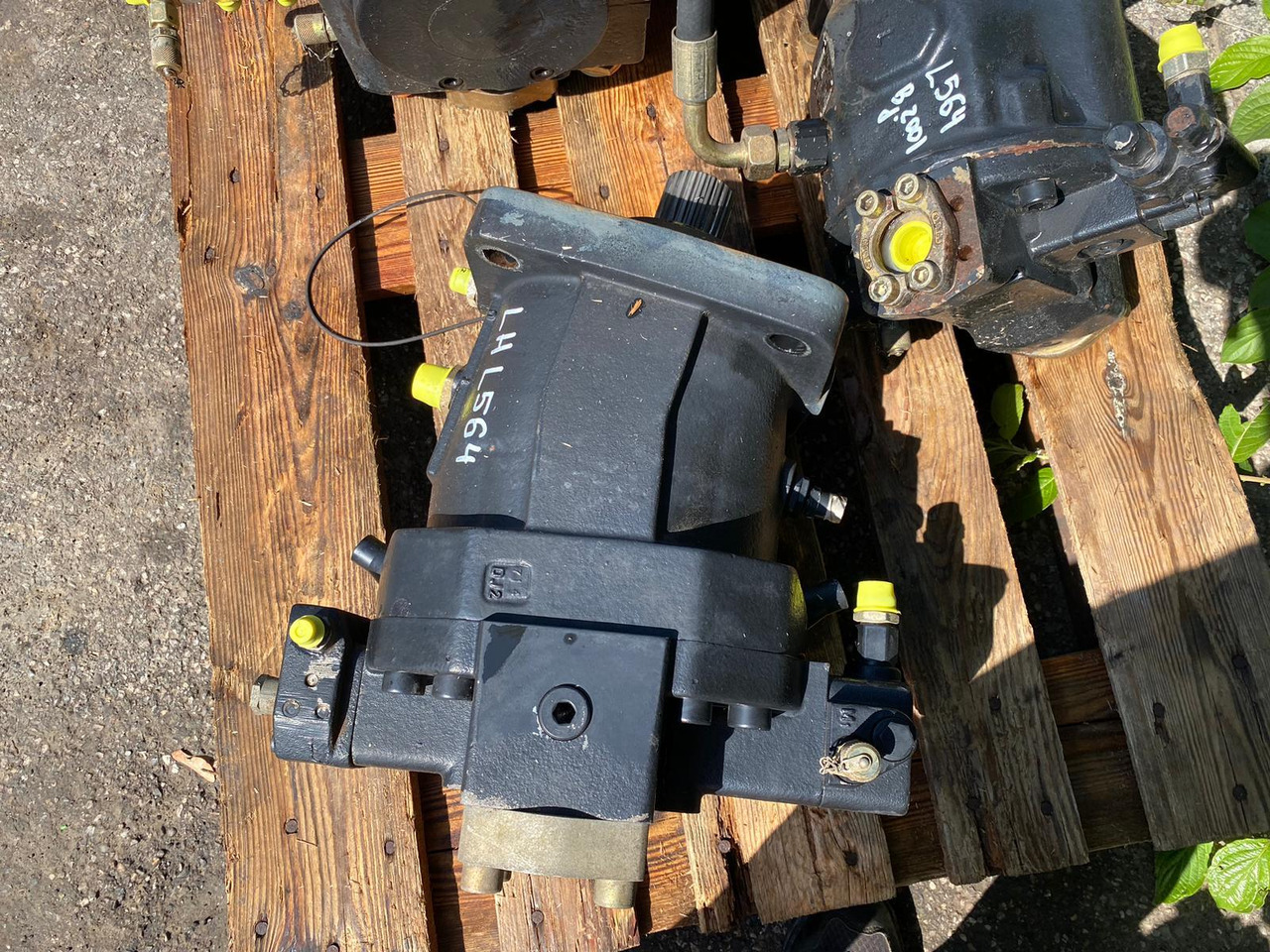 Hydromatik A6VM 200 DA aus L564 - Bomba hidráulica para Maquinaria de construcción: foto 1 Hydromatik A6VM 200 DA aus L564 - Bomba hidráulica para Maquinaria de construcción: foto 1