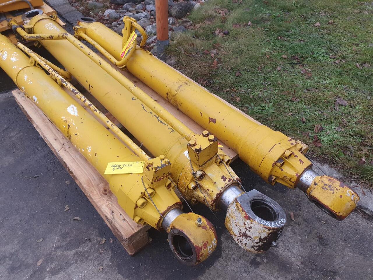 Kobelco SK 210 - Cilindro hidráulico para Maquinaria de construcción: foto 4 Kobelco SK 210 - Cilindro hidráulico para Maquinaria de construcción: foto 4